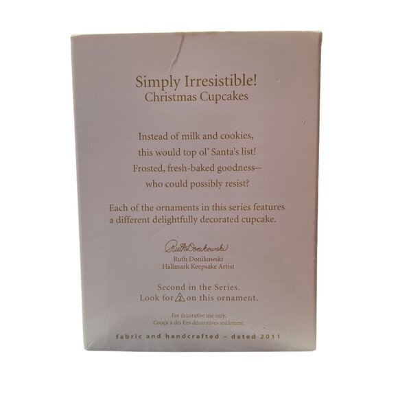 Hallmark Keepsake Christmas Cupcake Ornament 2011 Simply Irresistible Fabric Han - Picture 4 of 6